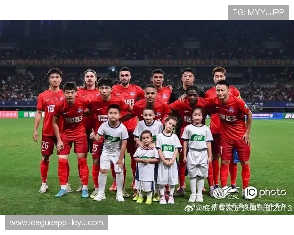 梅州客家重磅引援！官宣四外援加盟，新赛季中超阵容全面升级