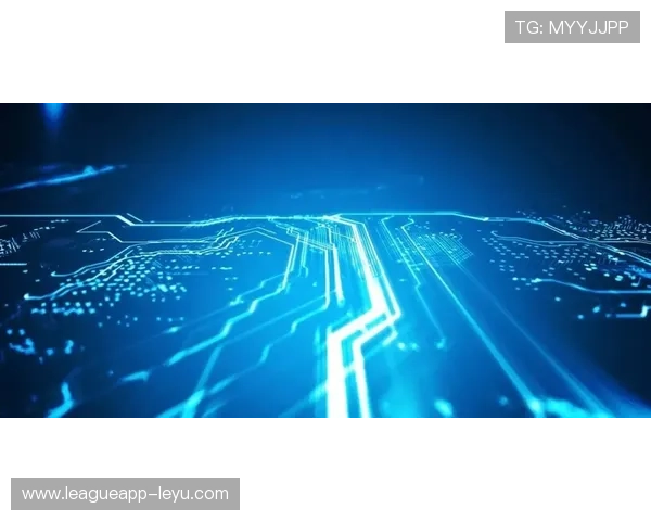 艾因俱乐部危机逆袭：李明如何一个月内化解数据危机，拯救职业生涯？